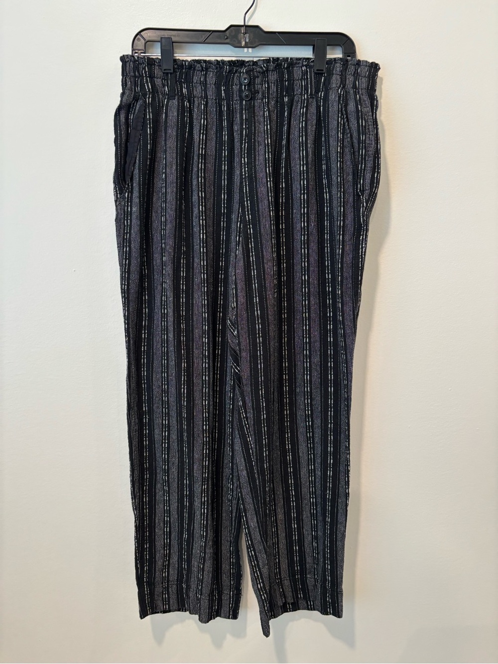 Women’s Black Striped Casual Pants